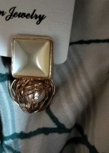 Fashionable Square Drop Earrings