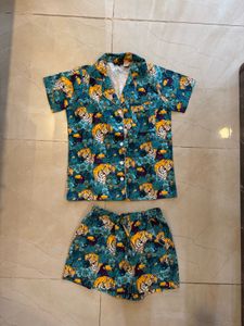 Forest and Tiger Print Nightwear, S