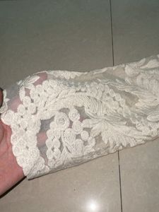 H&amp;M OffWhite Floral Lace Scoop