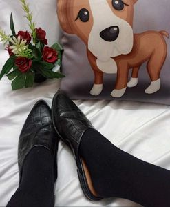 Black Pointed-Toe Mules