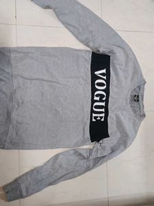 Vogue Graphic Sweatshirt