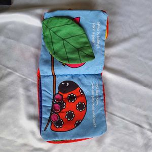 Cloth Book &amp; 4 Wooden Car