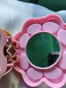 Cute Flower Eyeshadow Palette