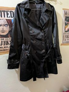 Classic Black trench coat -double breasted