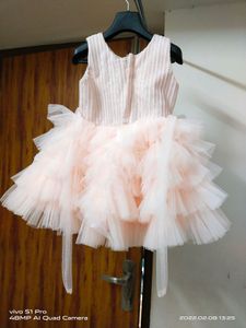 Beautiful Frock for your girl 2-3 yrs