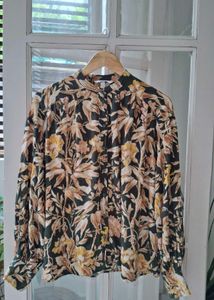 H&amp;M Floral Print Blouse -