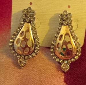 Brand New AD Stone Studs