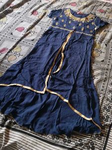 Morpankh Branded Kuti With Gold Embroidery Work