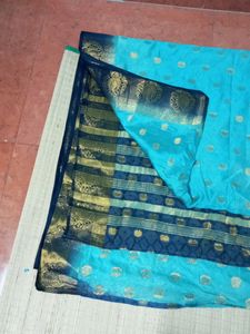 Saree Without Blouse