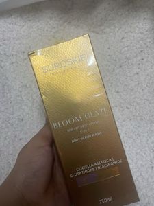 Suroskie Bloom Glaze Body Scrub
