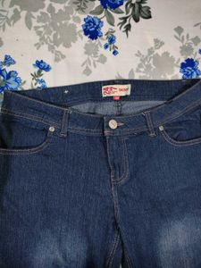 Almost New Skinny Jeans