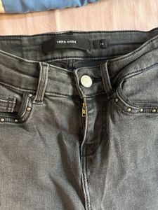 vero Moda  Gray Ripped Skinny Jeans