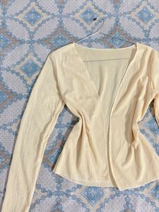butter yellow cardigan top 🧈
