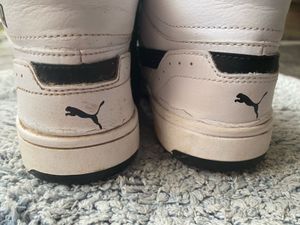Puma sneakers