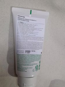 Innisfree Green Tea Amino Hydrating Cleansing Foam