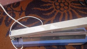 Sealing Machine.. New