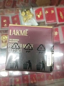 Lakme Forever Matte Compact