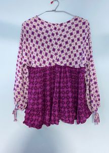 Brand- Forever21 top with details