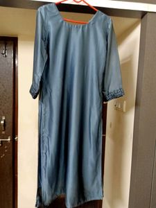 Women's Embroidered silk Kurti set