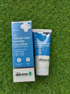 The Derma Co Salicylic Acid Gel Face Wash