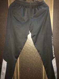 UNDER ARMOUR UNISEX TRACK PANT