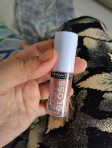 Revolution Lipgloss Boss