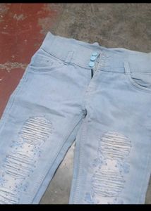 Like New Sky Blue fitted Skinny  jeans For Girls