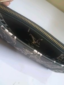 Parfois Giraffe Print Crossbody Bag