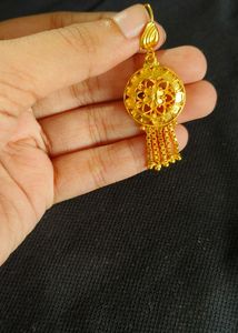 Covering Necklace And Earrings
