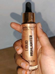Liquid Highlighter - Born To Glow