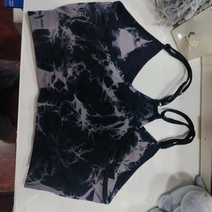 Sports bra