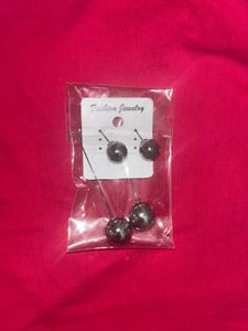Long Hoop Black Metal - Silver Earings