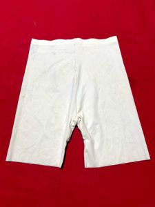 Women Seamless Shapewear Shorts – Size M