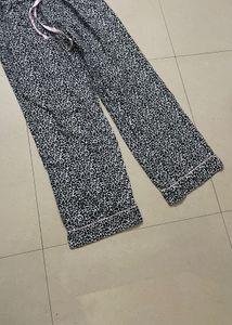 Victoria&#39;s Secret leopard print pajama pants