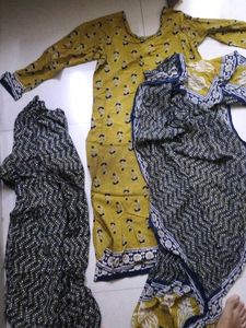 Printed Salwar Kameez Set