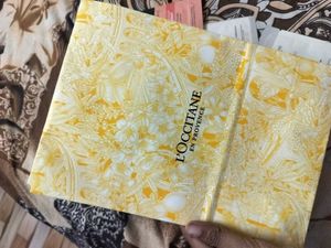 L'Occitane Hair Care Sample Set