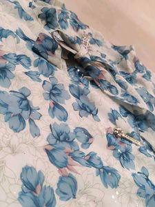 Beautiful Blue Print Flower Top For Girl 🫶🌺💙