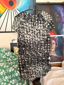 Benetton Abstract Print Shift Dress