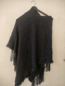 Ponchu Pattern Sweatshirt