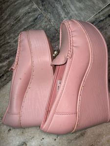 Footware