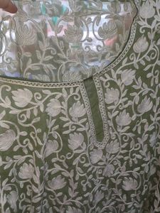 Chikankari Embroidered Tunic💫