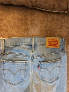 Levi's Light Wash Skinny Jeans