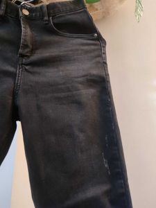 boyfriend fit denim jeans