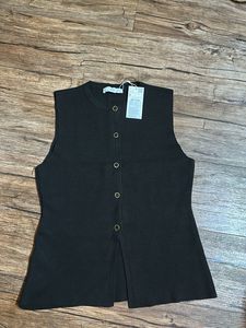 Sleeveless Button-Down Top