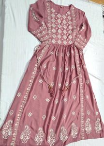 Women Mauve Pink Chikankari Embroidery Kurta Set