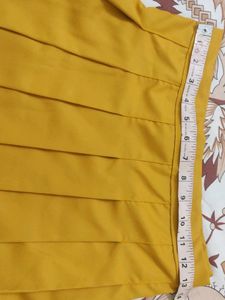 Pleated skirt