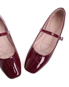 Cherry Red Flats🌹