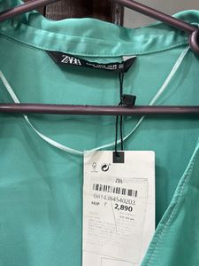 Zara top