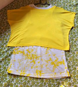 2-Piece Yellow Crop-Top &amp; Tank-Top S
