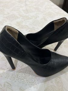 Black Crocodile Print Heels